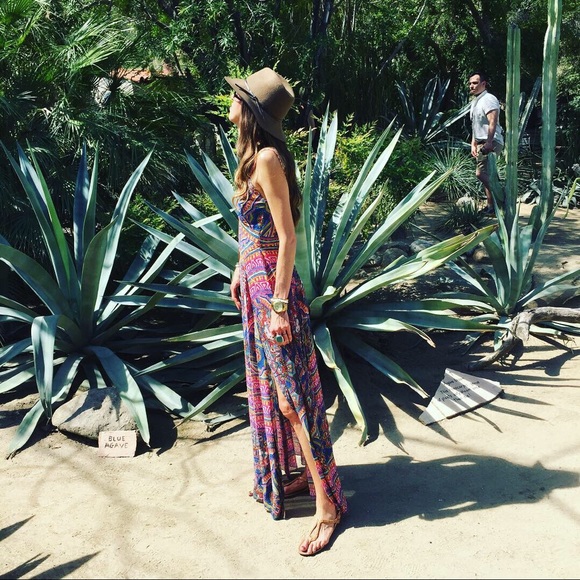 Meet your Posher, Andrea - Picture 2 of 8